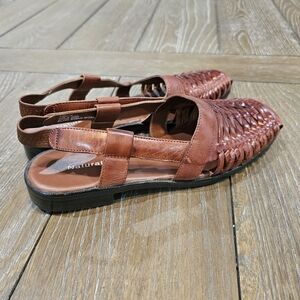 Naturalizer Brown Leather Sandals, Women's Size 7.5